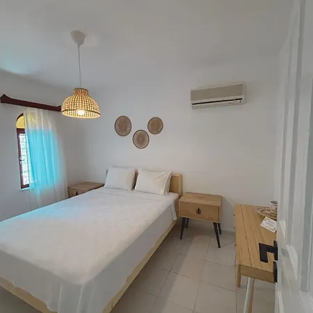 Kaya Kalamar * Kalkan