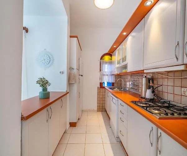 Kaya Kalamar Apartment *